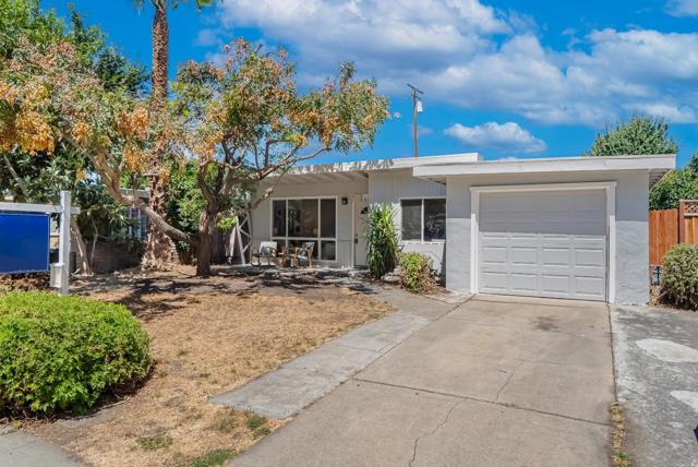 1651 Cabrillo Avenue, Santa Clara CA: https://media.crmls.org/mediaz/8b656446-8a66-4969-ae30-231c1c6879da.jpg