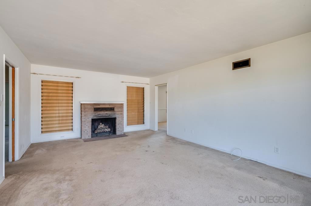 5639 Dorothy Way - photo 4