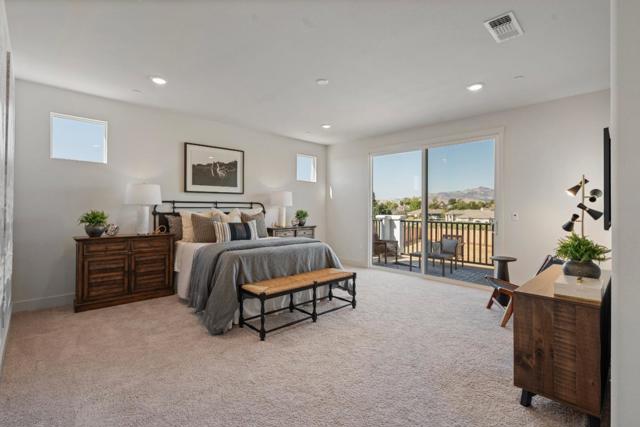 191 Scarlett Way, Hollister CA: https://media.crmls.org/mediaz/8b6728e1-afac-4db1-9861-bbd044aadaa5.jpg