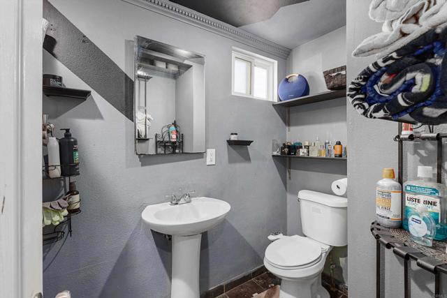 Detail Gallery Image 10 of 16 For 999 E Division St #B27,  National City,  CA 91950 - 2 Beds | 2 Baths