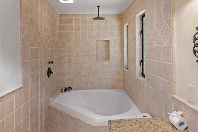 146 Calle De La Ventana, Carmel Valley CA: https://media.crmls.org/mediaz/8b67e3e3-25c9-42fe-955e-1caadb8f5e5b.jpg