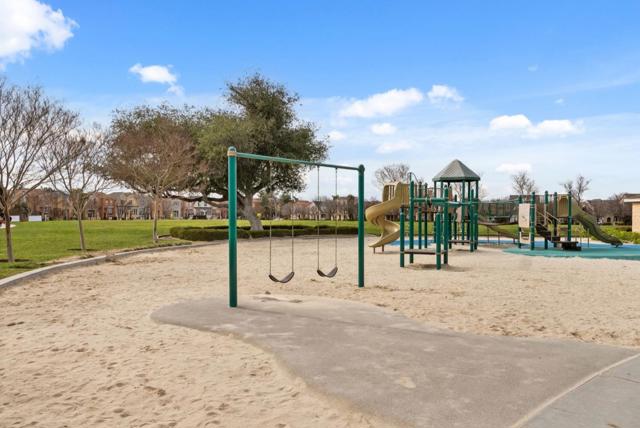 952 Cole Place, Santa Clara CA: https://media.crmls.org/mediaz/8b681a14-2b99-4143-94d2-9c745896f278.jpg