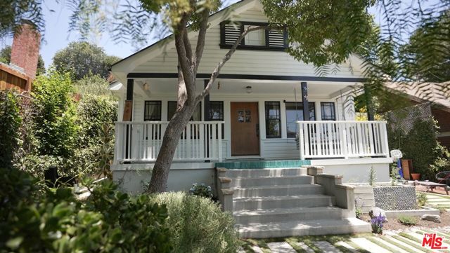 441 N Avenue 52, Los Angeles CA: https://media.crmls.org/mediaz/8b68a81f-fdd3-489a-b222-8908252968b5.jpg