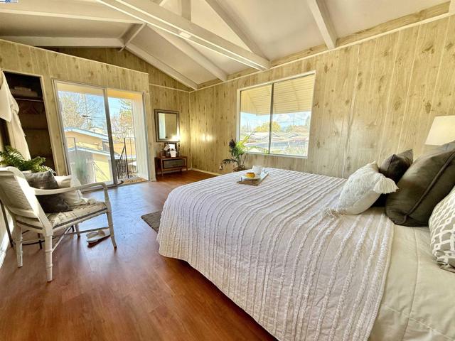 Image 46 of 57 For 574 Lewis Ave