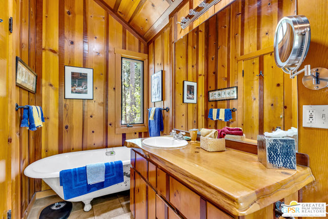 Image 49 of 70 For 25100 Indian Rock Road