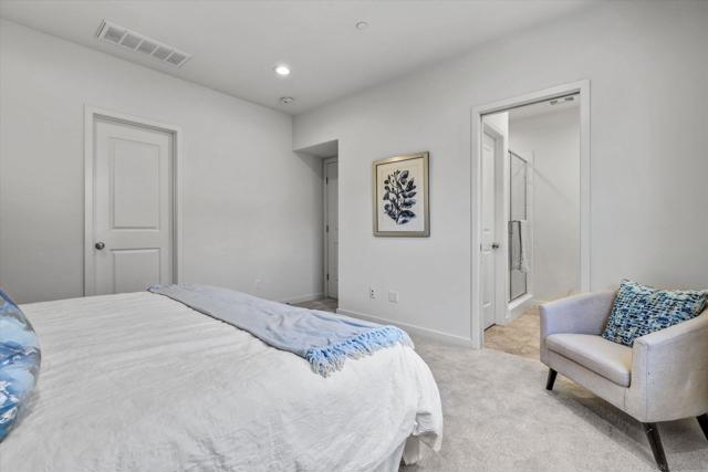 71 Kestrel, Irvine CA: https://media.crmls.org/mediaz/8b68f595-d6e2-432b-a661-2fa5e31bd7f7.jpg