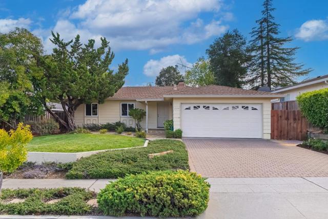 1694 Hyde Drive, Los Gatos CA: https://media.crmls.org/mediaz/8b6afd6d-b988-4bae-9533-9a73dc6bf143.jpg