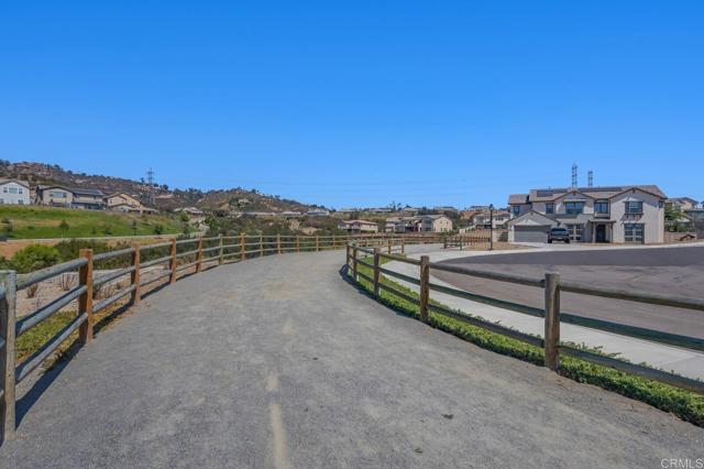 2964 Hayloft Place, Escondido CA: https://media.crmls.org/mediaz/8b6b0144-1c0b-40c7-b744-42fa0d90ea8e.jpg