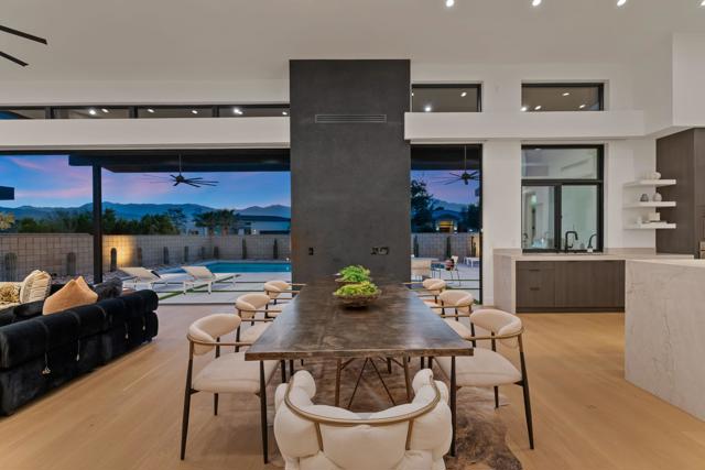 3 Siena Vista Court, Rancho Mirage CA: https://media.crmls.org/mediaz/8b6c137d-a10c-4c8d-a74d-682bd8395110.jpg