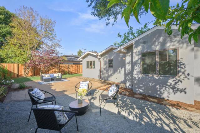 1148 Judson Drive, Mountain View CA: https://media.crmls.org/mediaz/8b6c1c1f-ba4f-435f-94e5-55381a69f113.jpg
