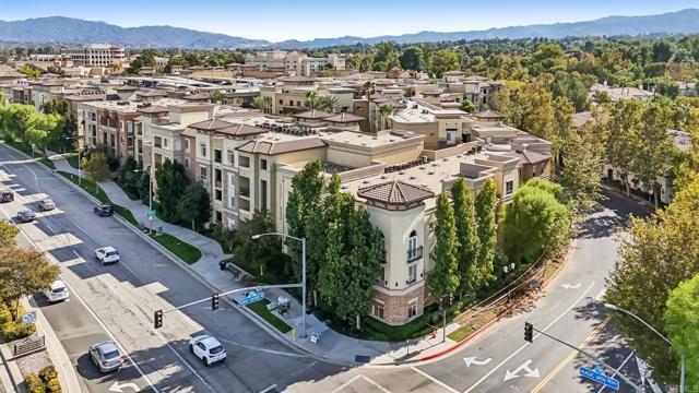 Detail Gallery Image 40 of 44 For 24507 Town Center Drive #7317,  Valencia,  CA 91355 - 2 Beds | 2 Baths