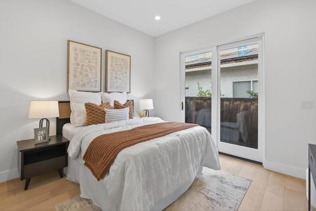 10468 S Stelling Road, Cupertino CA: https://media.crmls.org/mediaz/8b6e9487-5c6c-4466-9ff8-28284e9ebd66.jpg