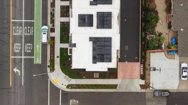 22540 Stevens Creek Boulevard, Cupertino CA: https://media.crmls.org/mediaz/8b6f9c31-2a00-4976-9059-7513459b53dc.jpg