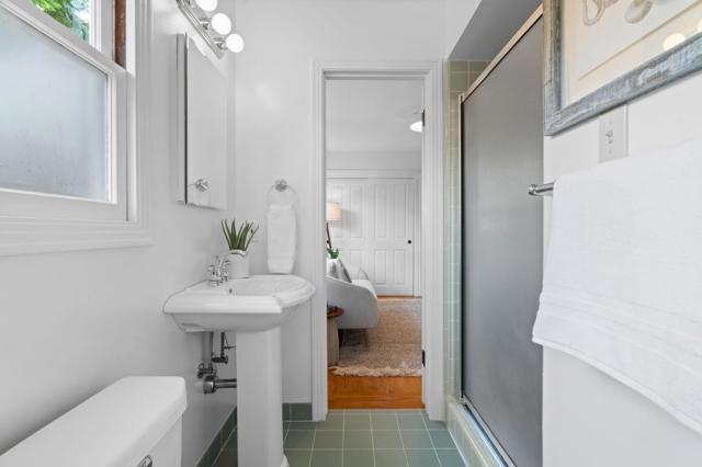 2423 Emerson Street, Palo Alto CA: https://media.crmls.org/mediaz/8b7061e6-e19d-4bdc-a6db-55b5a6b4b5e0.jpg