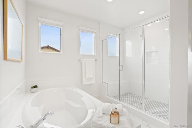 1409 Apex Place, Escondido CA: https://media.crmls.org/mediaz/8b707810-3e69-4e1a-9e9a-40130276ddca.jpg