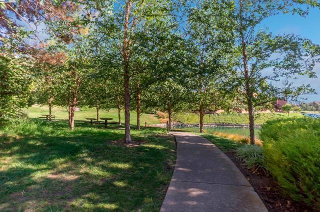 4009 W Lakeshore Drive, San Ramon CA: https://media.crmls.org/mediaz/8b707d10-4f7a-4d8e-8132-53c786f893ac.jpg