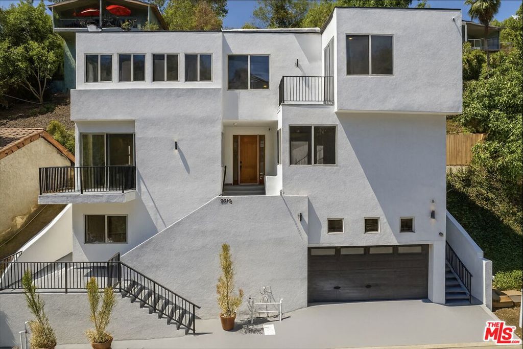 2619 Rinconia Drive