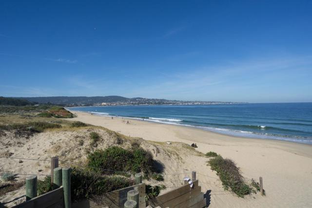 1 Surf Way, Monterey CA: https://media.crmls.org/mediaz/8b716de4-befc-4444-8056-a94caedb4f50.jpg