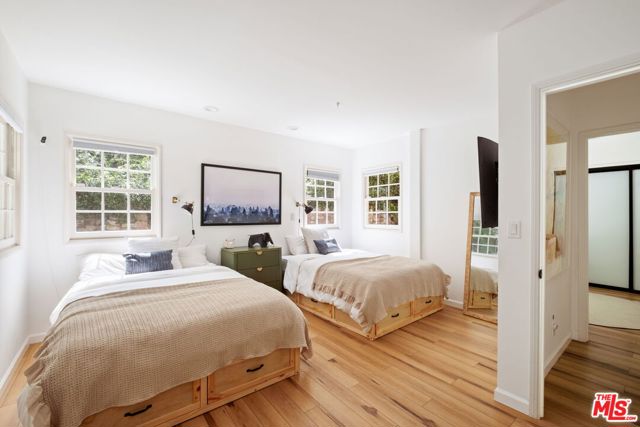 2204 Stanley Hills Drive, Los Angeles CA: https://media.crmls.org/mediaz/8b717a6a-9bdd-4b6f-81ee-a10e4d4910cd.jpg