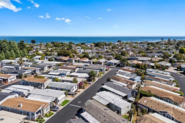 4160 Jade Street, Capitola CA: https://media.crmls.org/mediaz/8b71989f-43ec-4b30-b719-74467124a3a8.jpg