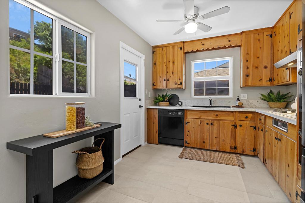 6821 Estrella Avenue - photo 9