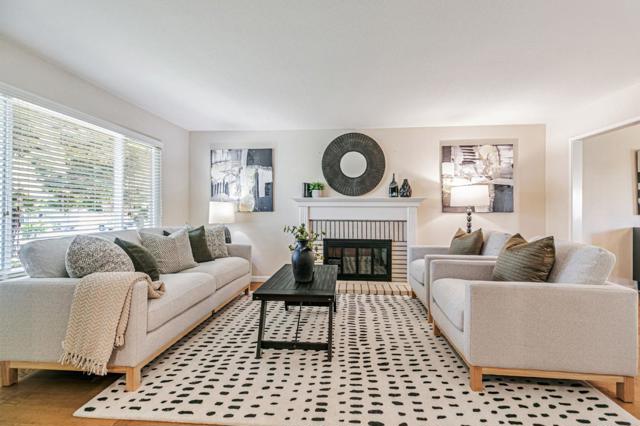 5186 Sunny Creek Drive, San Jose CA: https://media.crmls.org/mediaz/8b721e45-0686-4864-815e-3745f68413ab.jpg
