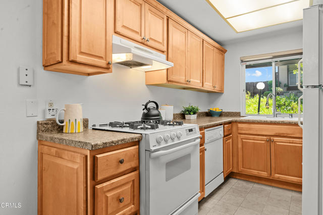 Detail Gallery Image 9 of 37 For 8780 1/2 Wyngate St, Sunland,  CA 91040 - 2 Beds | 1 Baths