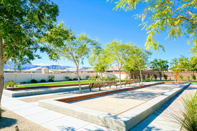 51482 Longmeadow Street, Indio CA: https://media.crmls.org/mediaz/8b743178-696e-466e-96bb-b64a13047442.jpg