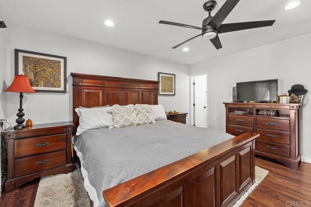 852 5th Street, Imperial Beach CA: https://media.crmls.org/mediaz/8b74e223-29be-494b-bf62-6e6c316540ae.jpg
