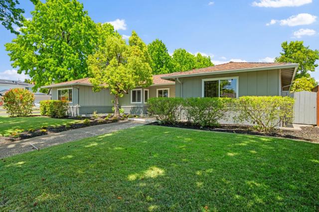 1729 Husted Avenue, San Jose CA: https://media.crmls.org/mediaz/8b752821-d729-4674-8c95-53604fc4bd79.jpg