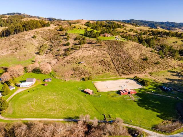 1650 Stage Road, Pescadero CA: https://media.crmls.org/mediaz/8b759be0-e9e1-4920-b6a8-23d36659c8e8.jpg
