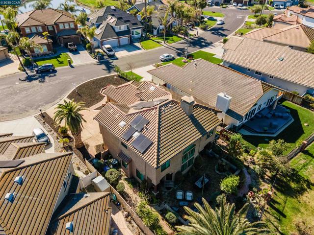 5541 Lanai Court, Discovery Bay CA: https://media.crmls.org/mediaz/8b76c8ea-5c79-49f7-a606-9c486a00c072.jpg