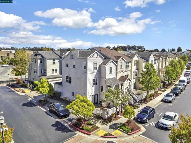 411 Summer Ln, Richmond CA: https://media.crmls.org/mediaz/8b76cdd0-8c16-4411-b7ea-08cc9cc78e5b.jpg