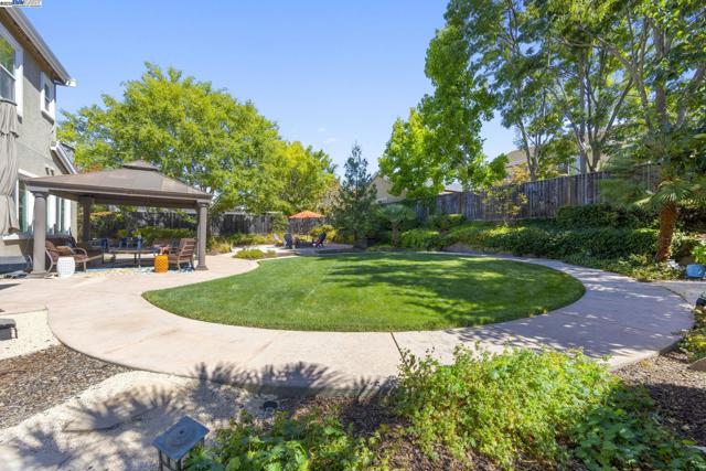 1037 Lexington Way, Livermore CA: https://media.crmls.org/mediaz/8b7706a9-141d-4fa9-97f3-3b6d89d45e8f.jpg