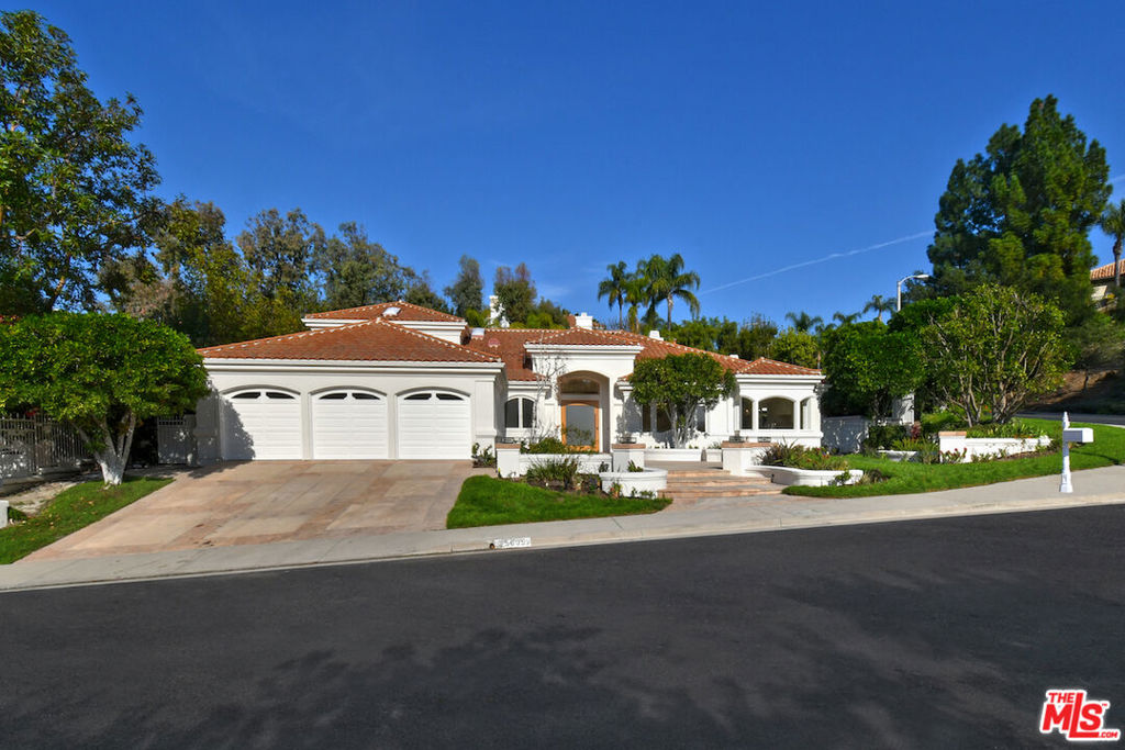 MLS #26858919 image #1