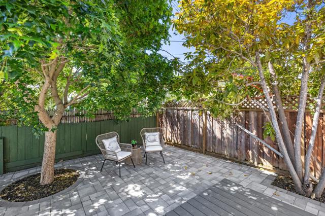 1096 Hawthorne Drive, San Mateo CA: https://media.crmls.org/mediaz/8b787b77-2ee0-4ed0-af9e-686b5f35bb22.jpg