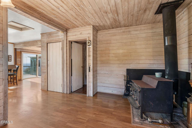 Detail Gallery Image 4 of 27 For 38882 Honey Run Ln, Gualala,  CA 95445 - 1 Beds | 1 Baths