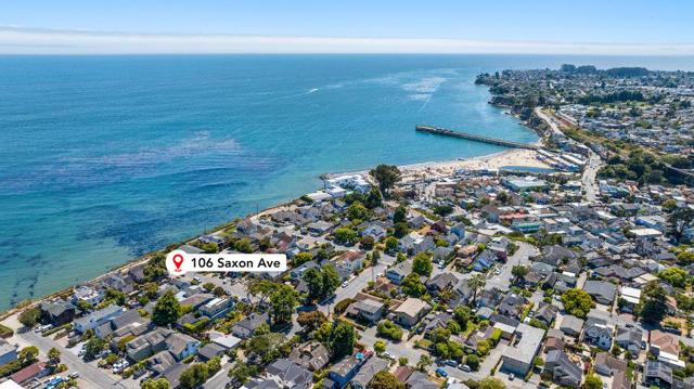 106 Saxon Avenue, Capitola CA: https://media.crmls.org/mediaz/8b78b47e-14e4-4093-b095-44414958eacd.jpg