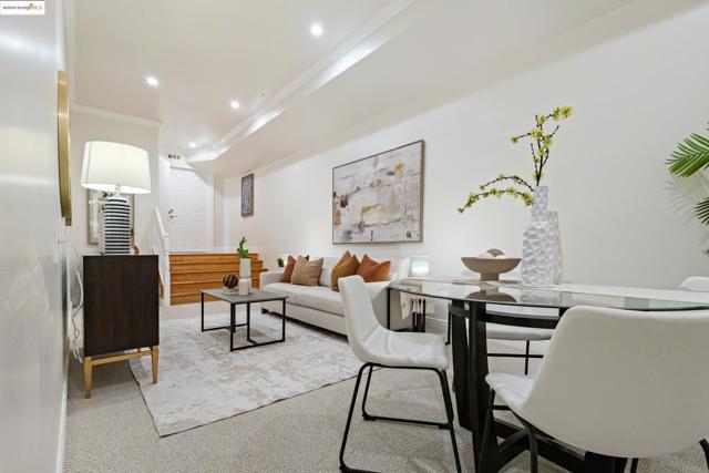 5915 Balboa Dr, Oakland CA: https://media.crmls.org/mediaz/8b78ec6f-8bf4-4e30-a5d1-d29a2d1fc788.jpg