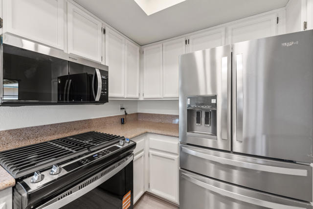 75258 La Sierra Drive, Palm Desert, CA 92211