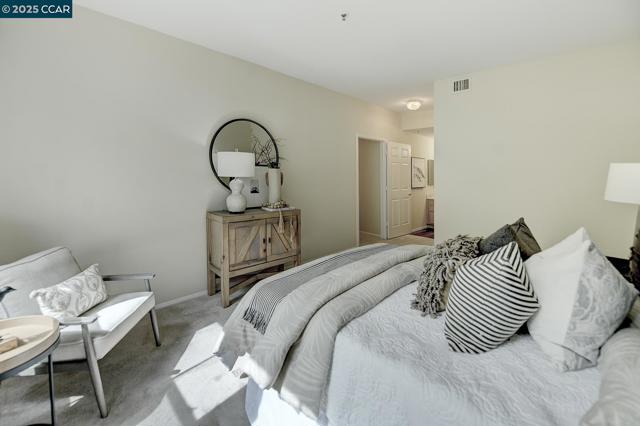 1860 Tice Creek, Walnut Creek CA: https://media.crmls.org/mediaz/8b79fb4b-d847-439f-a52f-c21fe92361bb.jpg