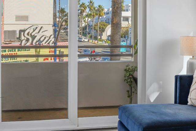 Detail Gallery Image 26 of 55 For 401 N Coast Hwy #301,  Oceanside,  CA 92054 - 3 Beds | 3 Baths