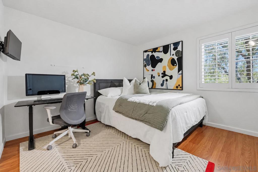 12805 Carriage Rd - photo 17