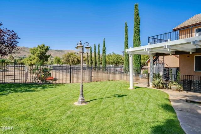 35135 Caprock Road, Santa Clarita CA: https://media.crmls.org/mediaz/8b7addbc-bf36-43fc-95e2-6503f55b84ab.jpg