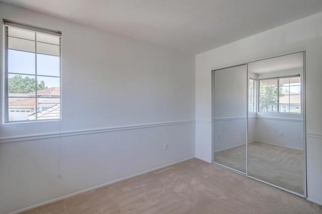 14811 Summerbreeze Way, San Diego CA: https://media.crmls.org/mediaz/8b7b92fd-3943-46af-bd44-697024a74ae3.jpg