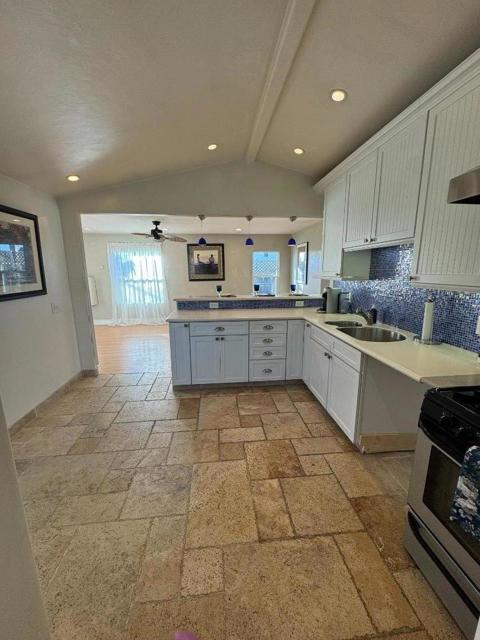 1475 Hilby Avenue, Seaside CA: https://media.crmls.org/mediaz/8b7bbca7-a065-4010-a150-a5be84f66161.jpg