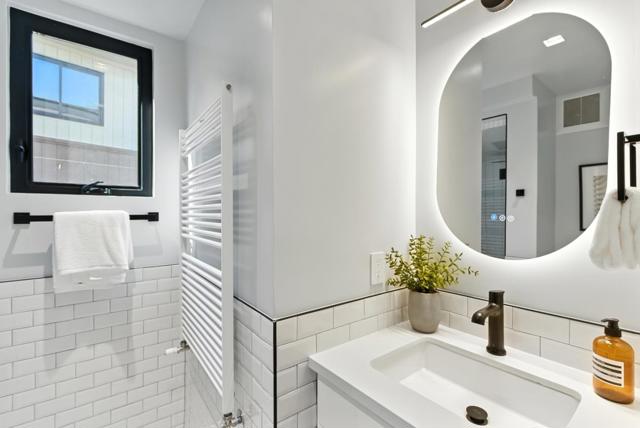 490 Shelford Avenue, San Carlos CA: https://media.crmls.org/mediaz/8b7bde79-9867-4500-8d52-f809192bccc0.jpg