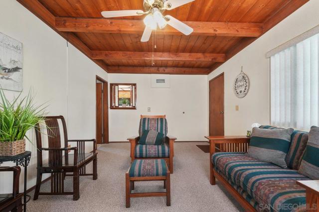 1173 Oasis Ave, Chula Vista CA: https://media.crmls.org/mediaz/8b7be72a-d3ab-454c-8ef6-56beca4f0a6e.jpg