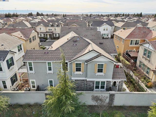 Image 26 of 33 For 2612 Admiral Cir
