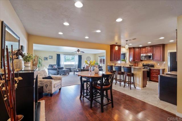 Detail Gallery Image 10 of 21 For 1402 Keyser Rd, Ramona,  CA 92065 - 4 Beds | 2 Baths